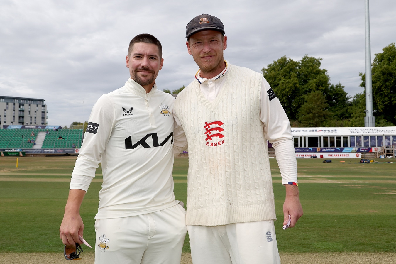 Essex Make Early Inroads Against Surrey at Chelmsford