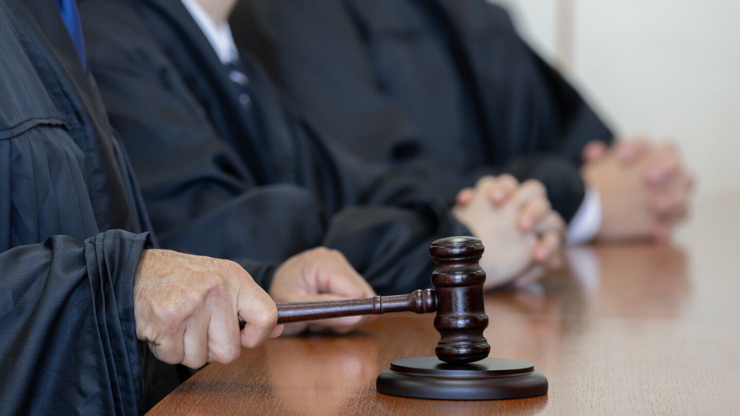 Appeals Court Stays Injunction for NFL Players' Fifth Year