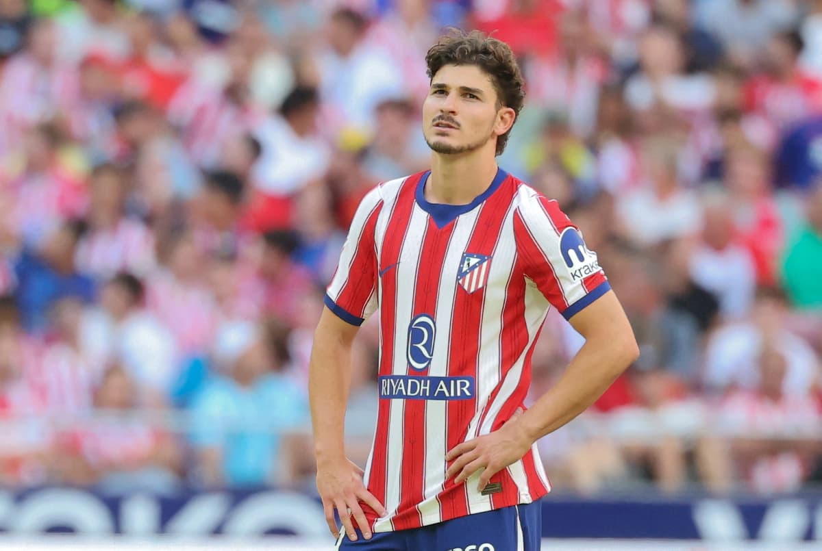Arsenal Boosted as Atletico Open Talks for Alvarez Replacement