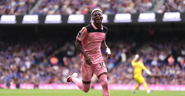 Ipswich Beat Sunderland 2-1 as Defensive Errors