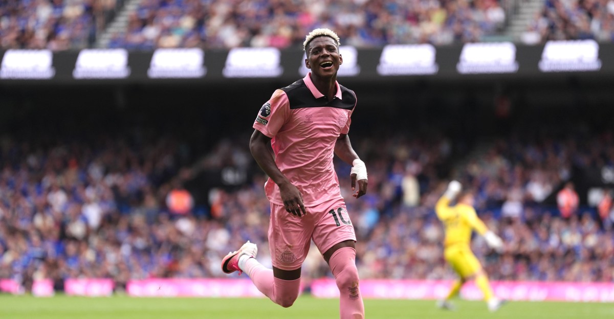 Ipswich Beat Sunderland 2-1 as Defensive Errors