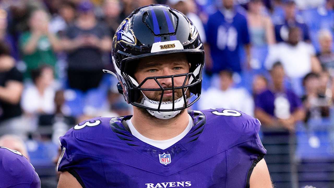 Ravens Center Danny Pinter Tears Patellar Tendon