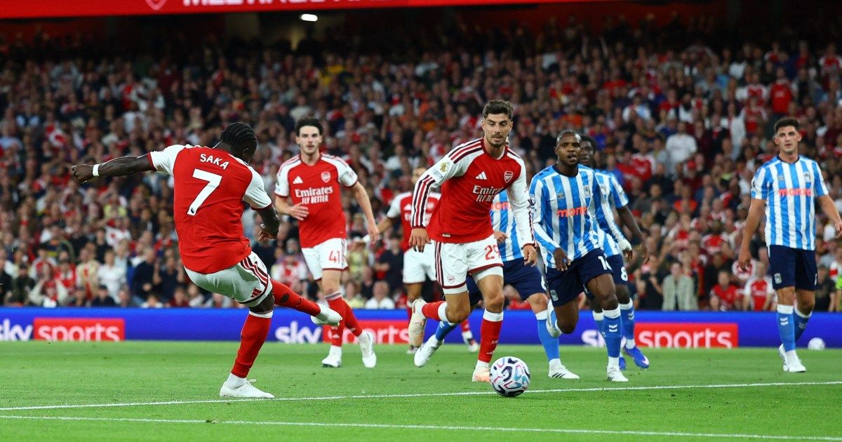 Arsenal Begin Title Defence With 3-0 Victory Over Coventry