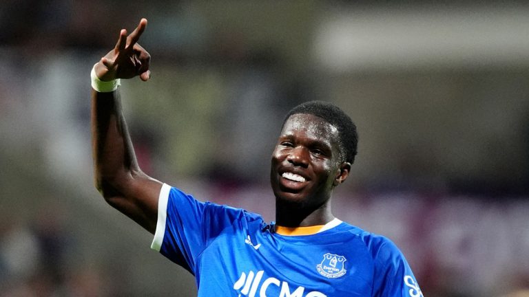 Barry Hat-Trick Powers Everton to 4-0 Win at Preston