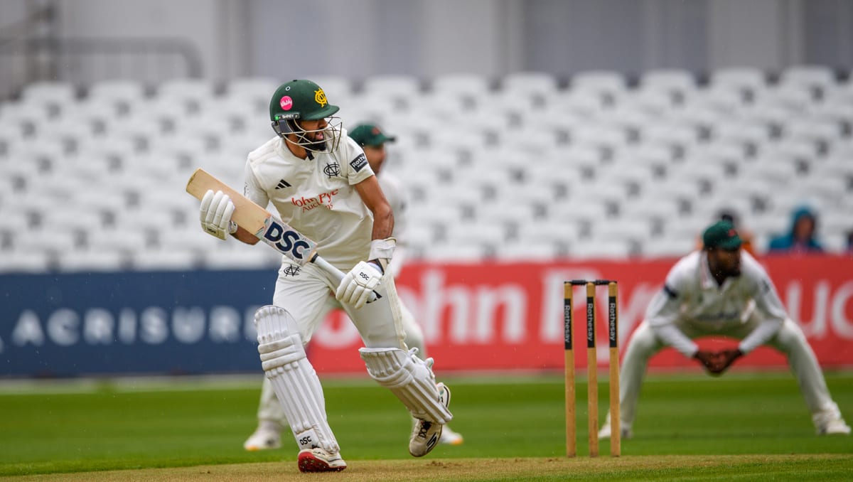 Hameed Passes 9,000-Run Mark on Rain-Hit Day
