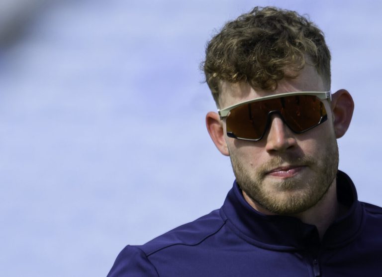 Revis Reflects on Tough Day One Against Surrey