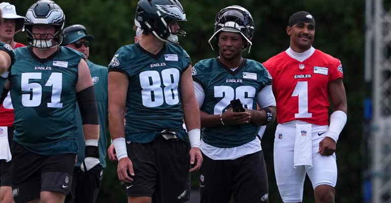 Eagles Offense Ranked 16th in NFL Projections