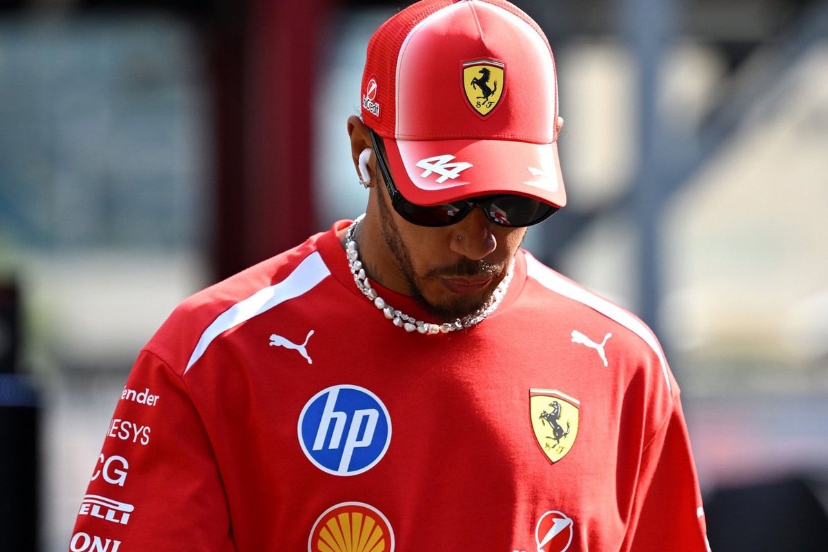 Lewis Hamilton Reprimanded for Impeding in Azerbaijan GP Practice