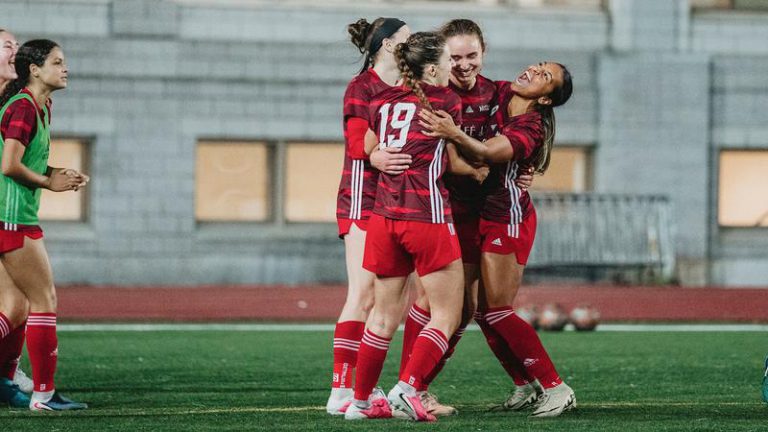 Irvine Scores Twice as Martlets Shut Out Sherbrooke