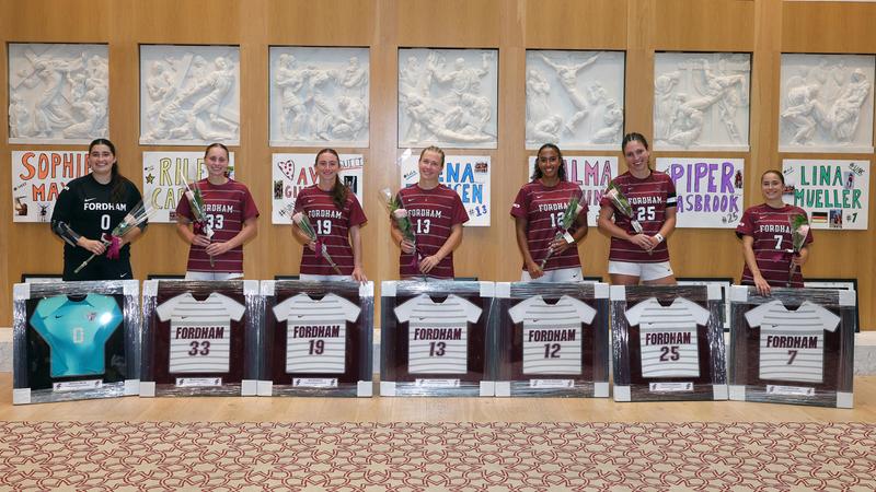 Senior Day Brings Shutout for Women's Soccer